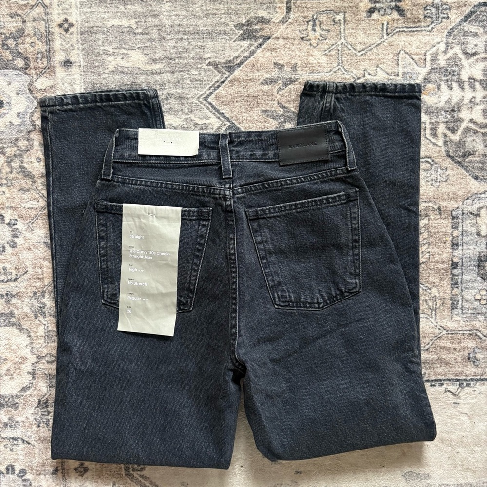Everlane the curvy 90s cheeky Jean size 26 NEW washed black